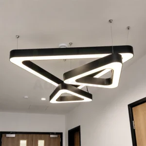 Luminaire LED en Forme de Triangle Arrondi – Image 3